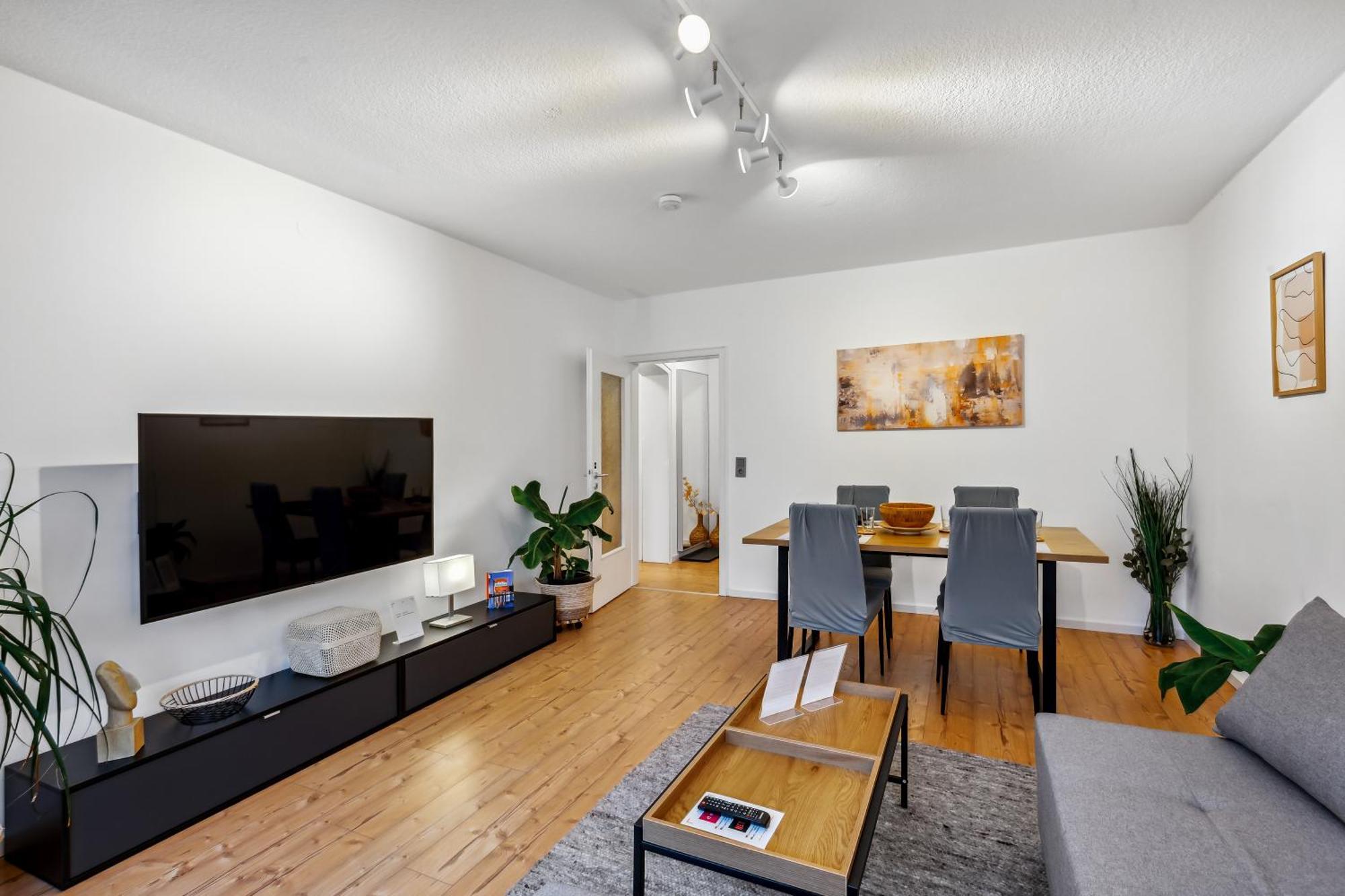 3 Zimmer, 68qm, Parkplatz, Messe Dus, Logport, Duisport Apartamento *